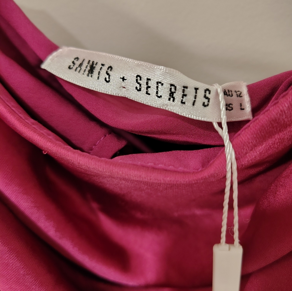 Saints And Secrets Satin Dress - Picture 6 of 7